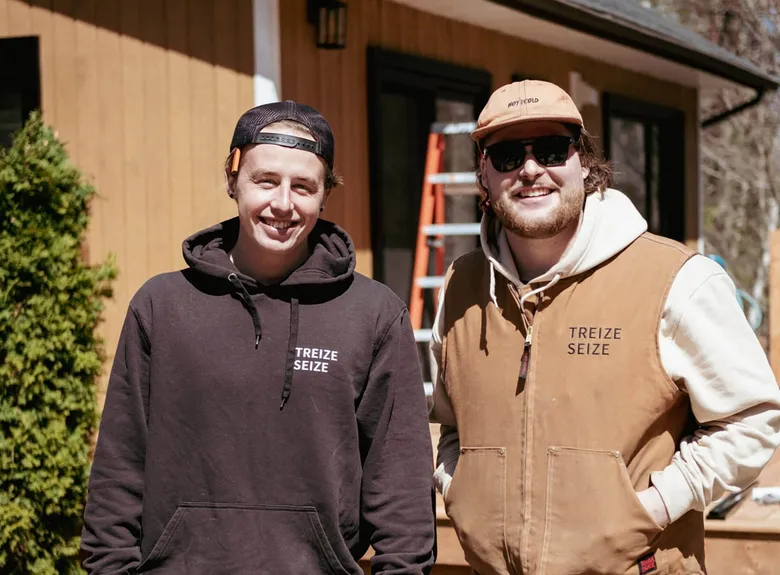 Détail de structure en bois — charpente TREIZE SEIZE